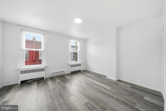 2062 E STELLA ST, Philadelphia, PA 19134