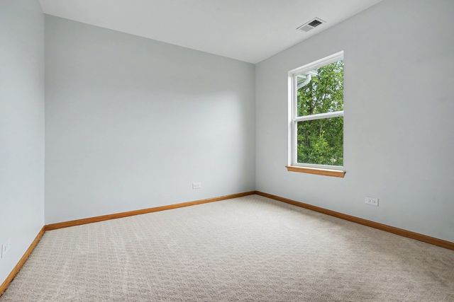 937 Emerald Drive, Pingree Grove, IL 60140