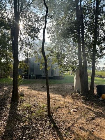 155 Road 5203, Cleveland, TX 77327