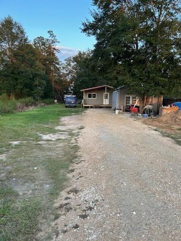 155 Road 5203, Cleveland, TX 77327