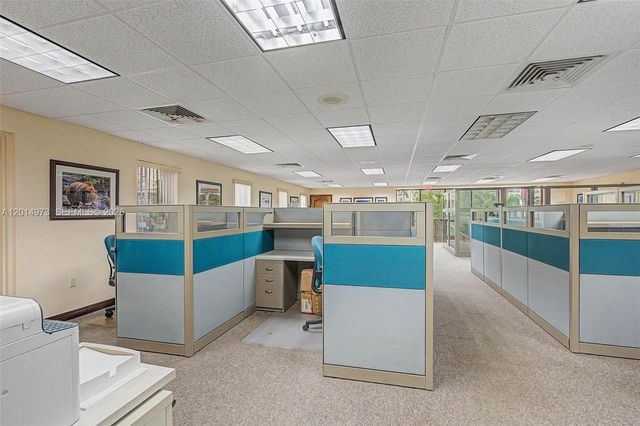 9440 SW 77th Ave, Miami, FL 33156