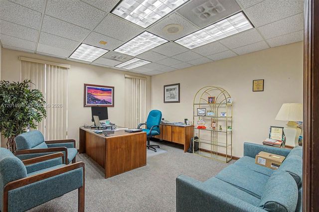 9440 SW 77th Ave, Miami, FL 33156