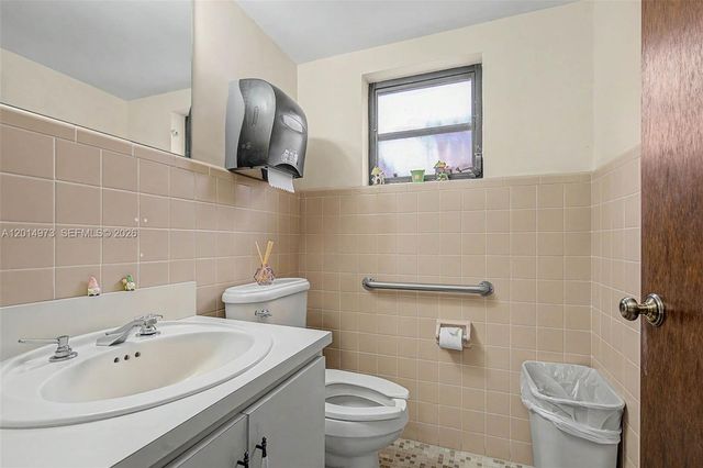 9440 SW 77th Ave, Miami, FL 33156