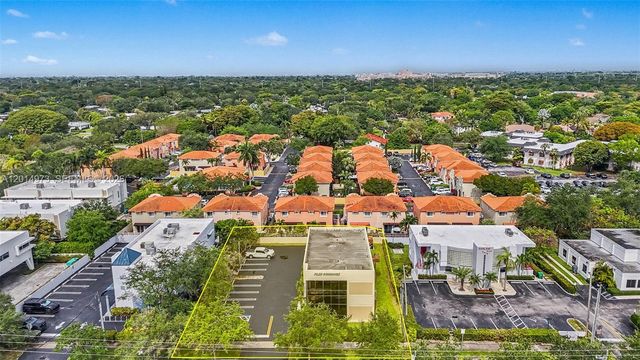 9440 SW 77th Ave, Miami, FL 33156
