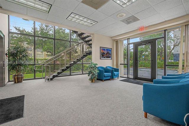 9440 SW 77th Ave, Miami, FL 33156