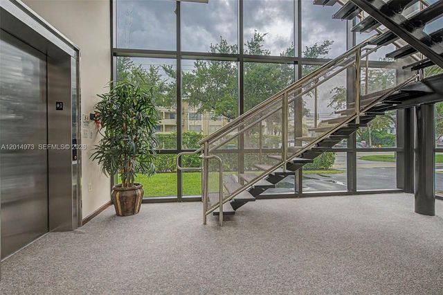 9440 SW 77th Ave, Miami, FL 33156