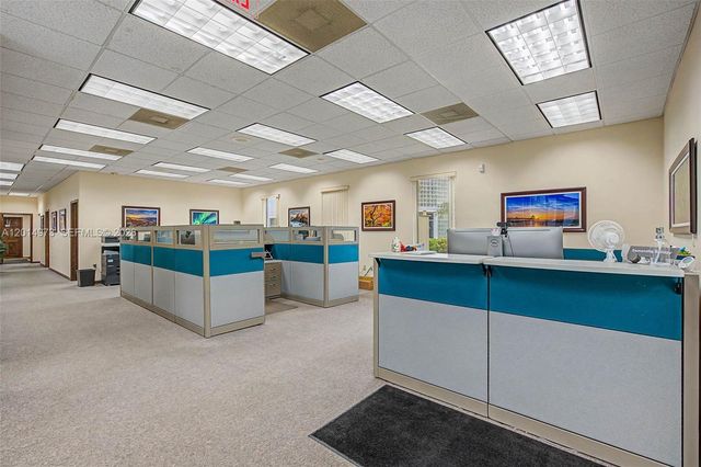 9440 SW 77th Ave, Miami, FL 33156