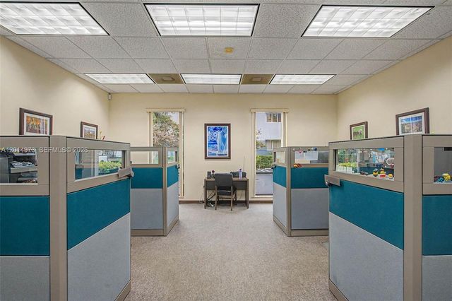 9440 SW 77th Ave, Miami, FL 33156