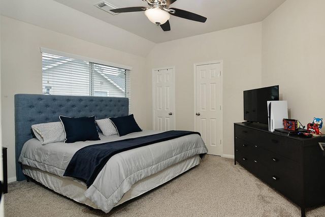 11 Pirouette, The Woodlands, TX 77382
