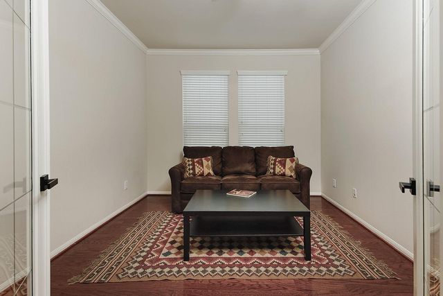 11 Pirouette, The Woodlands, TX 77382