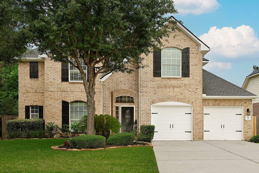 11 Pirouette, The Woodlands, TX 77382