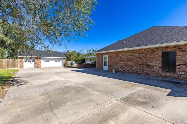 9799 East Park Ave, Houma, LA 70363
