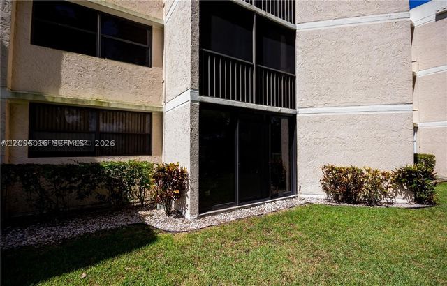 16251 Golf Club Rd 109, Weston, FL 33326