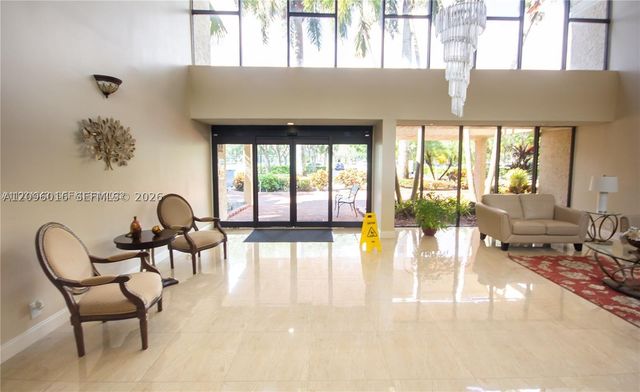 16251 Golf Club Rd 109, Weston, FL 33326