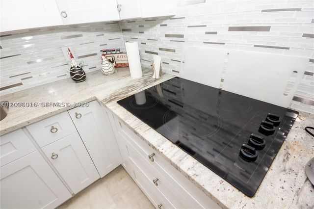 16251 Golf Club Rd 109, Weston, FL 33326