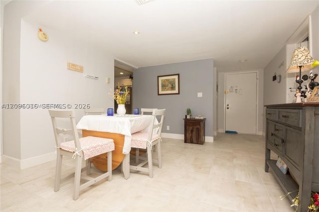 16251 Golf Club Rd 109, Weston, FL 33326
