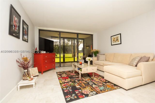 16251 Golf Club Rd 109, Weston, FL 33326