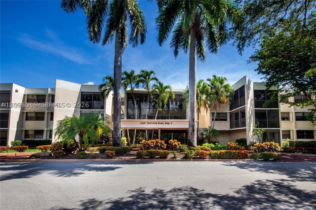 16251 Golf Club Rd 109, Weston, FL 33326