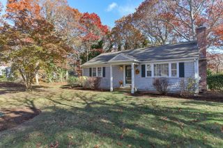 36 Grouse Lane, Hyannis, MA 02601