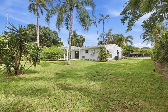 2460 SW 15TH Street, Fort Lauderdale, FL 33312