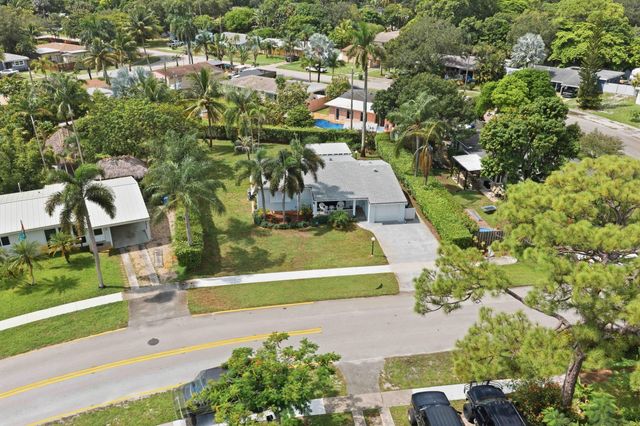2460 SW 15TH Street, Fort Lauderdale, FL 33312