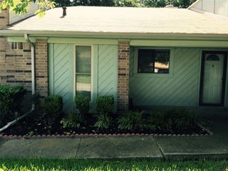 808 Rock Creek Drive, Euless, TX 76039