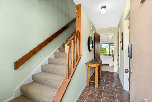 704 Horseshoe Bay Blvd, Horseshoe Bay, TX 78657