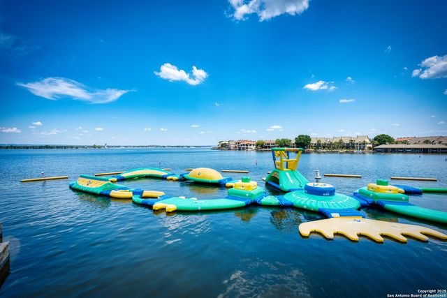 704 Horseshoe Bay Blvd, Horseshoe Bay, TX 78657