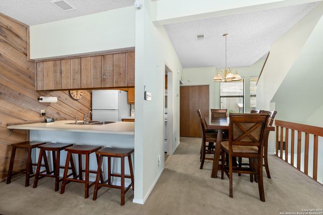 704 Horseshoe Bay Blvd, Horseshoe Bay, TX 78657