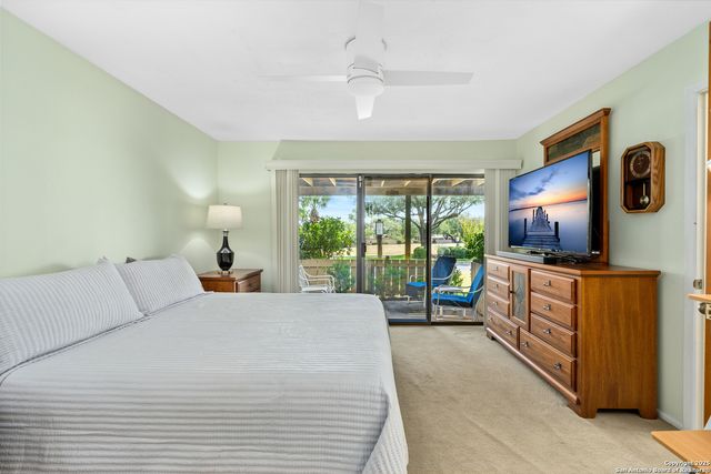 704 Horseshoe Bay Blvd, Horseshoe Bay, TX 78657