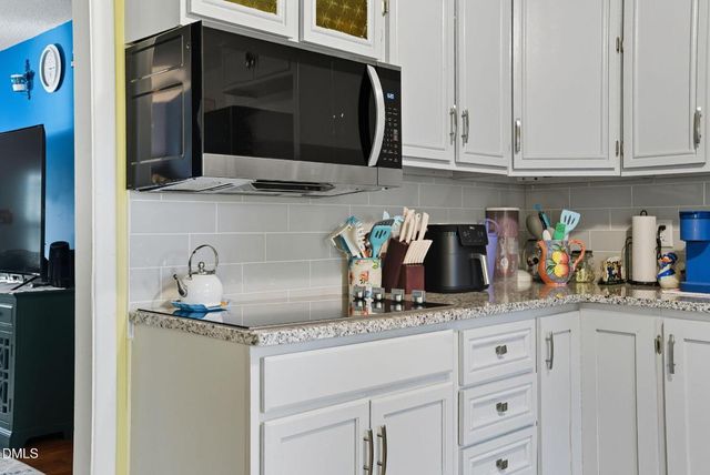 1412 Parks Village Road, Zebulon, NC 27597