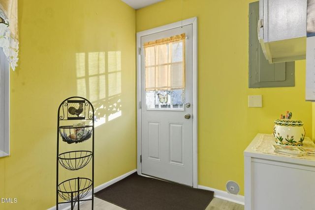 1412 Parks Village Road, Zebulon, NC 27597