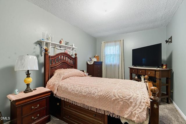 1412 Parks Village Road, Zebulon, NC 27597