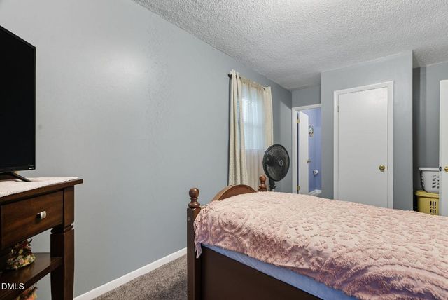 1412 Parks Village Road, Zebulon, NC 27597