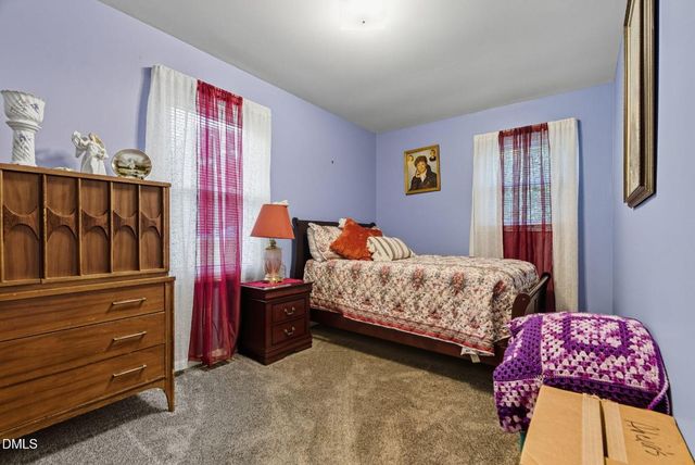 1412 Parks Village Road, Zebulon, NC 27597