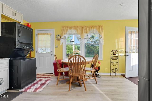 1412 Parks Village Road, Zebulon, NC 27597