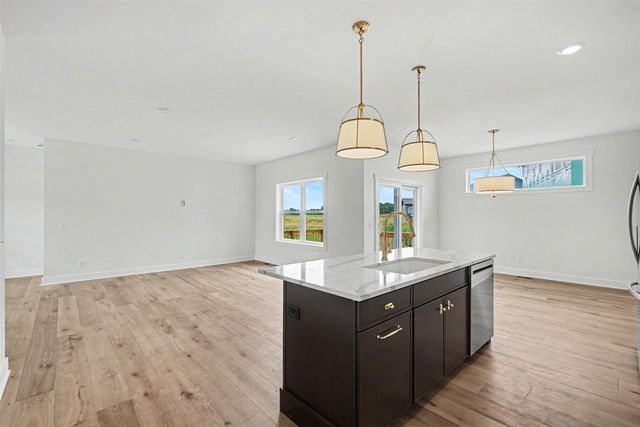 1830 Stratford Lane, Walker, MI 49534