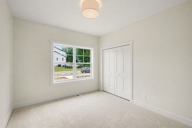 1830 Stratford Lane, Walker, MI 49534