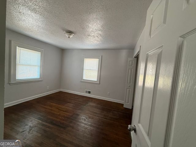 2049 Chicago Avenue NW, Atlanta, GA 30314