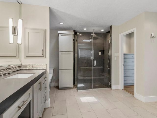 217 Lakeshore Circle, Seabrook, TX 77586