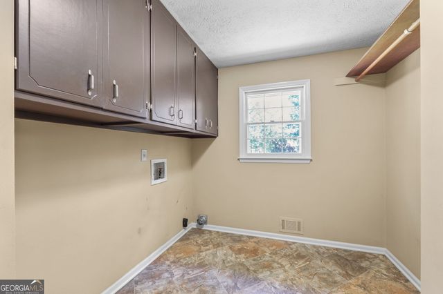 112 Barber Drive, Stockbridge, GA 30281