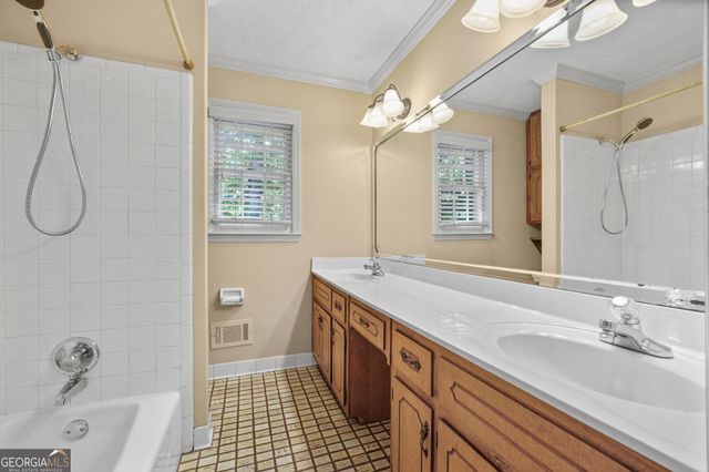 112 Barber Drive, Stockbridge, GA 30281