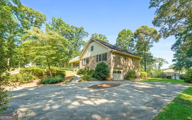 112 Barber Drive, Stockbridge, GA 30281