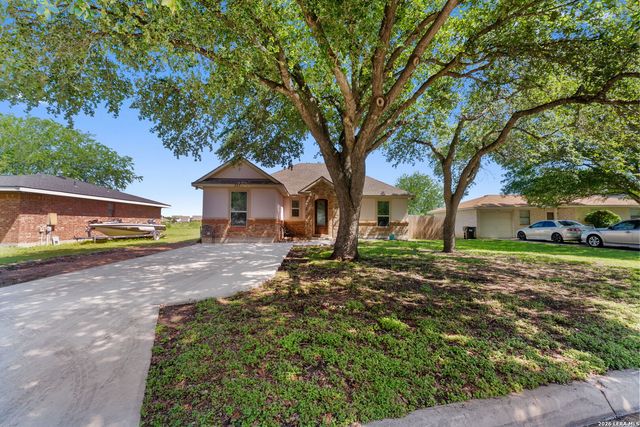 217 Meadow, Marion, TX 78124