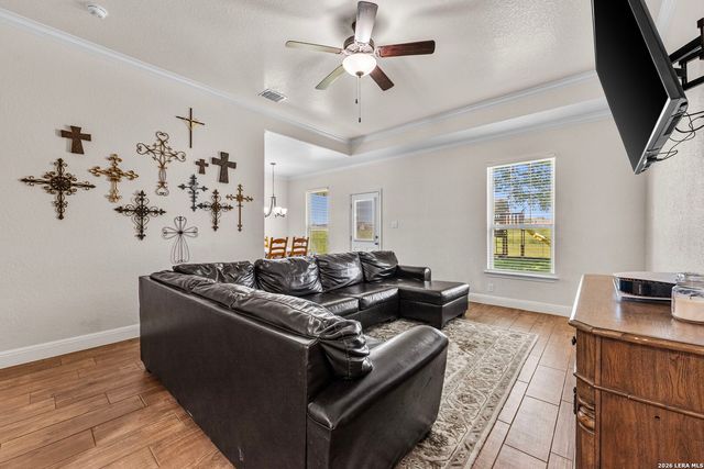 217 Meadow, Marion, TX 78124