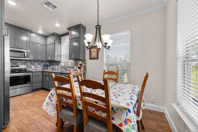 217 Meadow, Marion, TX 78124