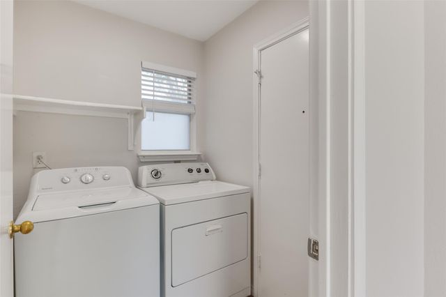 927 Picadilly DR A, Pflugerville, TX 78660