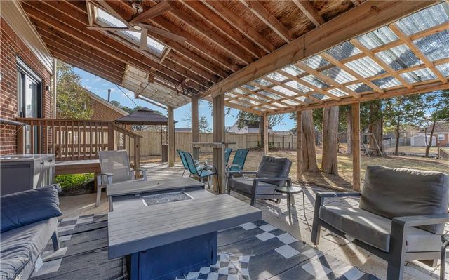 333 W Chickasaw RD, Virginia Beach, VA 23462