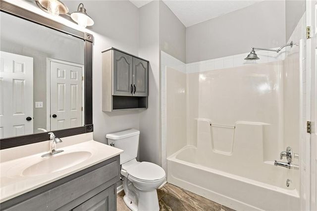 14314 E 97th Terrace, Kansas City, MO 64139