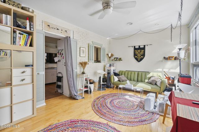 64 Elm Street, Albany, NY 12203